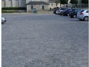 Grand-Place d’Amay en platines 14/14 et mosaïques 7/9