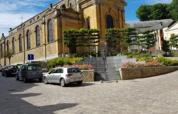 1 Aménagement place de l église Bouillon