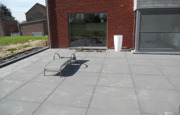 2 Terrasse en dalles béton 100/100